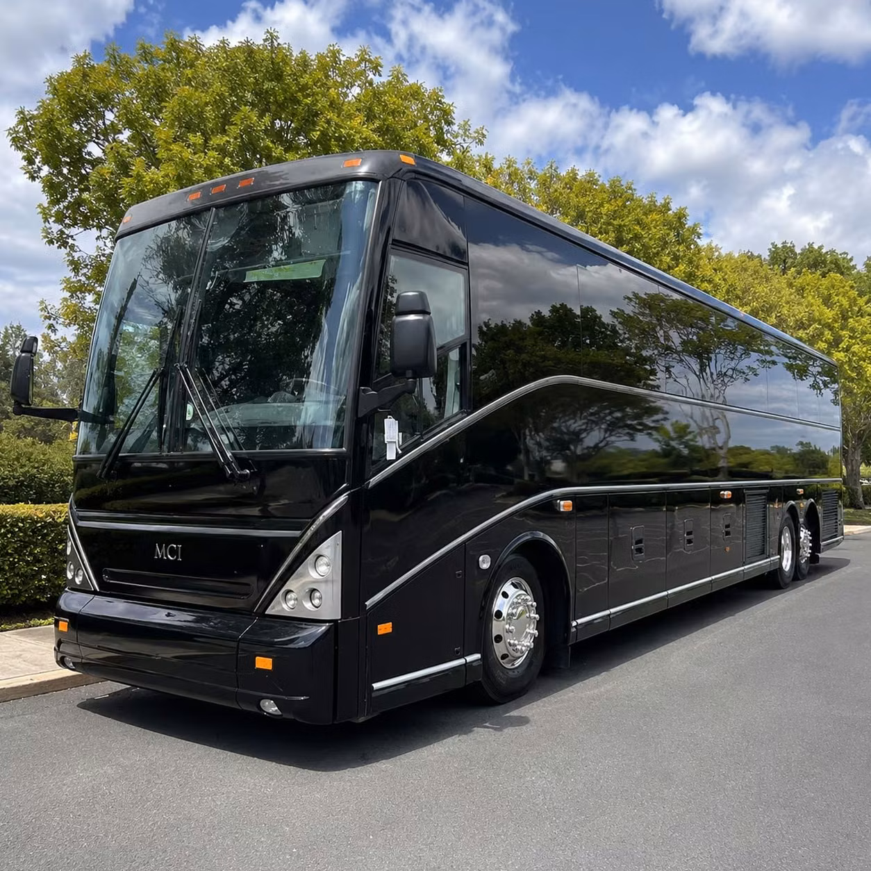 charterbusrentaldowneyca com will help you get your group to the hollywood bowl without the headache